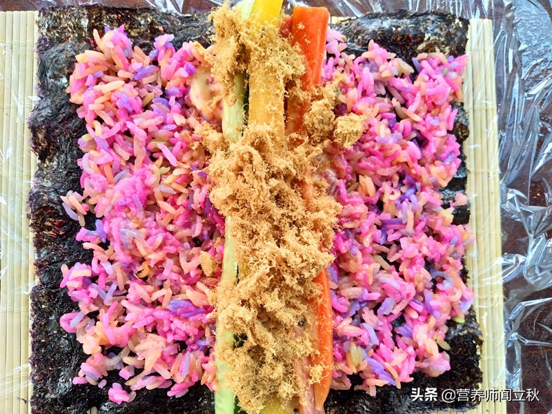 寿司翻转,好吃的旋转寿司