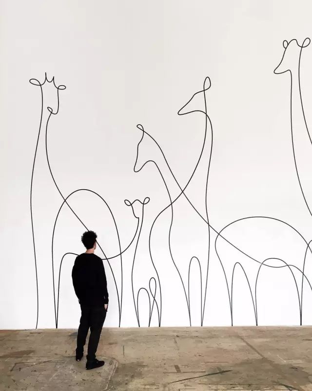 画logo有几种画法,一笔就能画出来logo