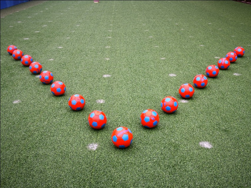 梅西苏亚雷斯观看孩子训练,梅西苏亚雷斯陪孩子看球