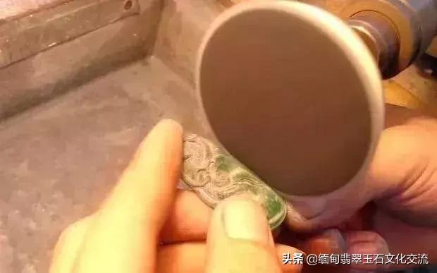 翡翠原石抛光前后比较图解,美玉抛光