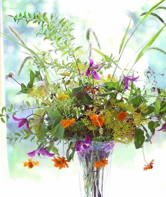 日式花艺作品,日本花店装修风格效果图