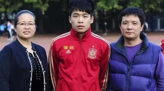 17岁开始职业足球可以吗,14岁如何进入中国职业足球青训队