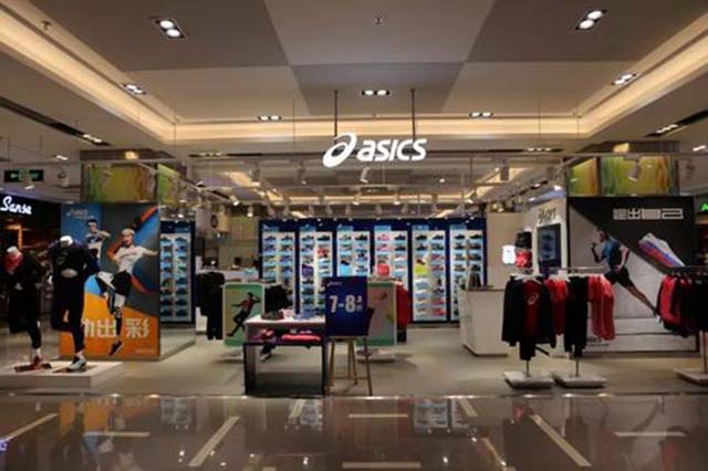 一年卖出一百万鞋,一年卖出10000双鞋