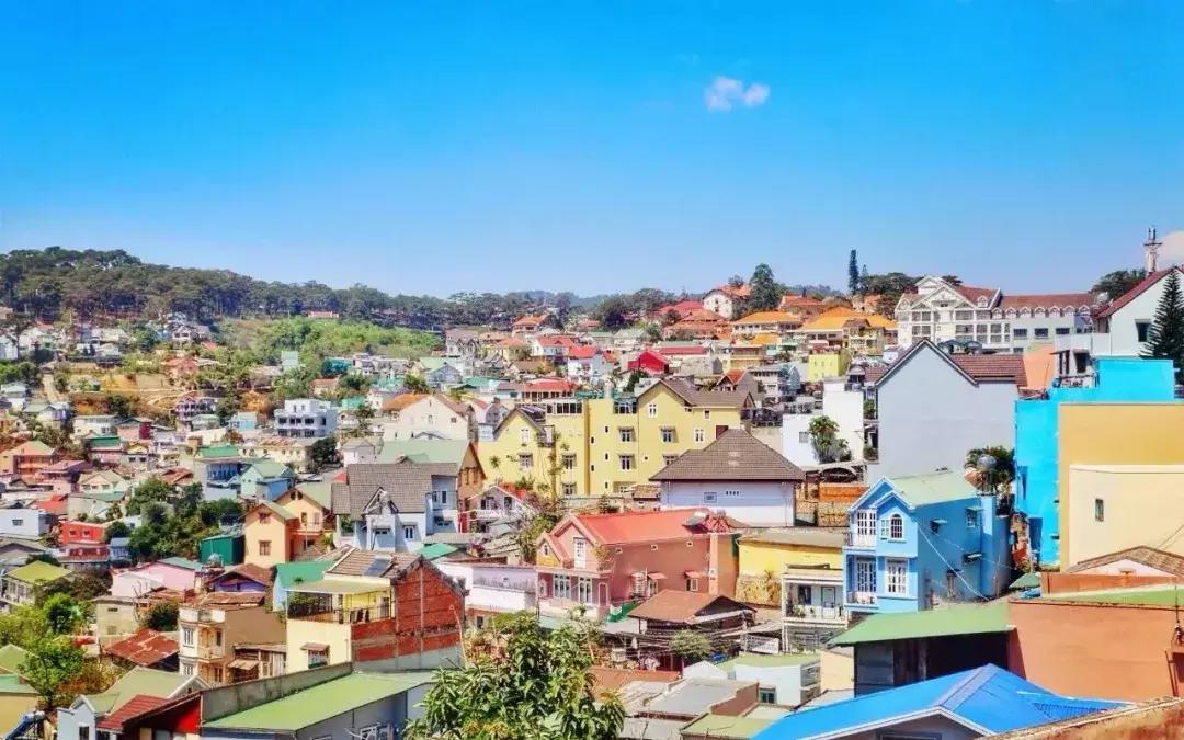 5个美到逆天的小众旅行目的地,这辈子一定要去的10个绝美小镇