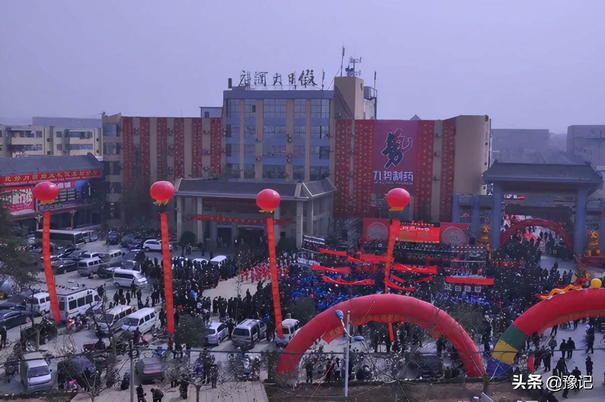 趵突泉断流和复涌的原因,趵突泉早就枯竭了吗