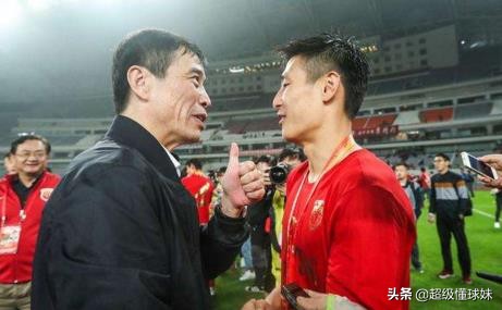 艾克森进国足后果,艾克森高拉特现状