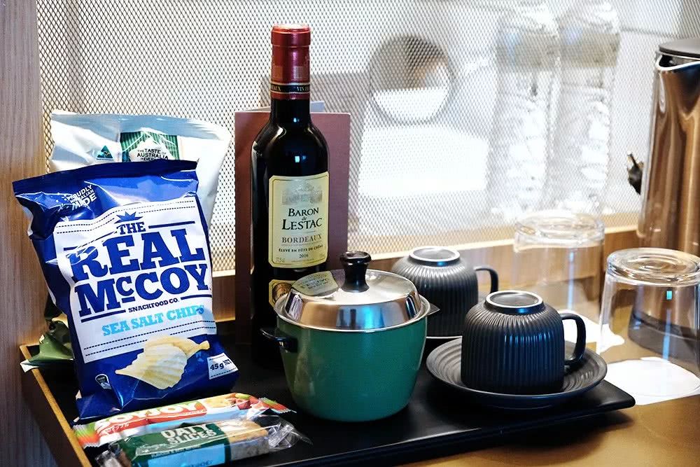 酒店速报||台北大安,棋盘格,张钧甯和羊驼