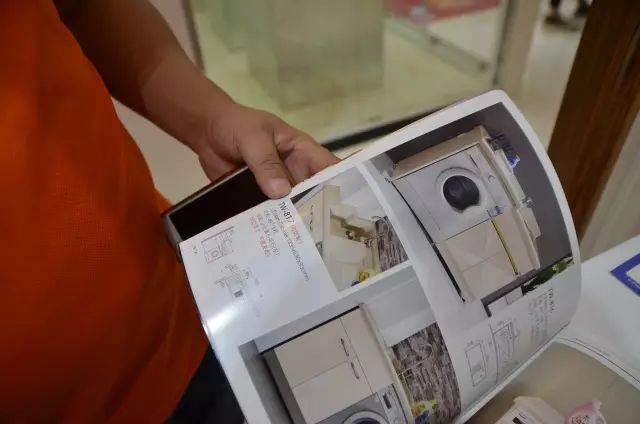 卫生间的浴室柜如何选择,卫生间卫浴柜怎么选