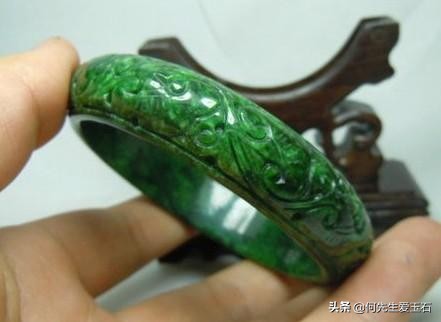 缅甸翡翠鉴别方法及鉴定误区,买翡翠要怎么查是真是假