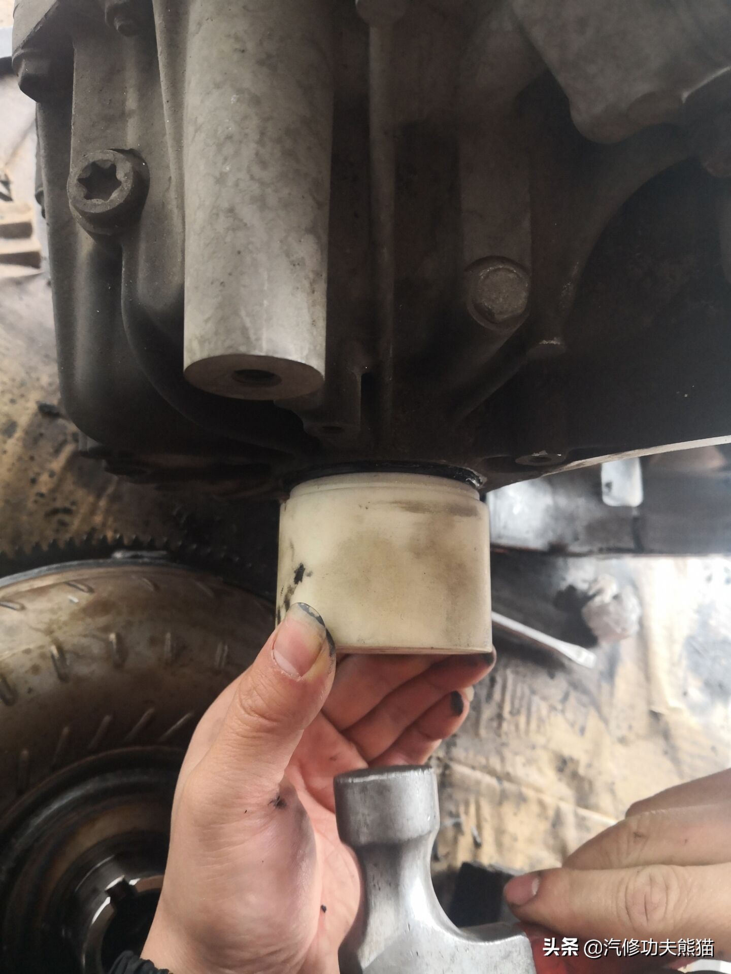 10年斯柯达明锐2.0的烧机油不,12年斯柯达明锐rs烧机油严重吗