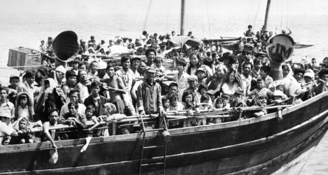 “难民天堂”:1975年到2000年,25万越南难民涌入香港