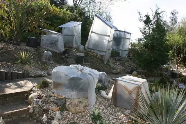 英国家庭花园建造,英国夫妇22年打造梦幻花园