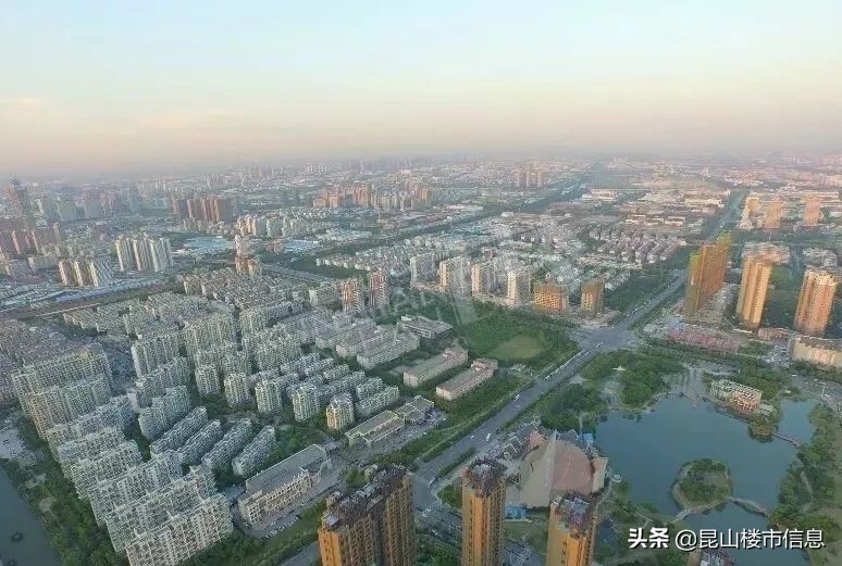 5点起床一早到上海,五点钟出门回家