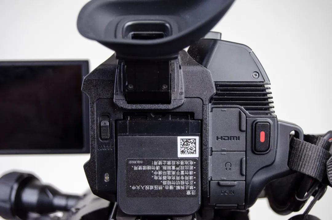 松下hc-x1500gk测评,松下hpx600摄像机