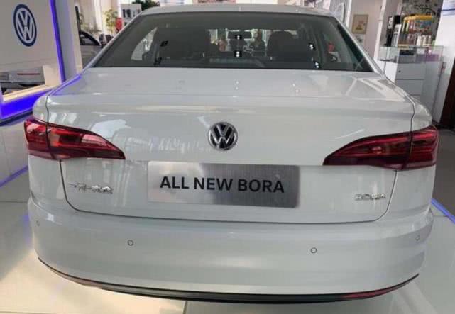 全新一代宝来6at,新款宝来油耗10个怎么回事