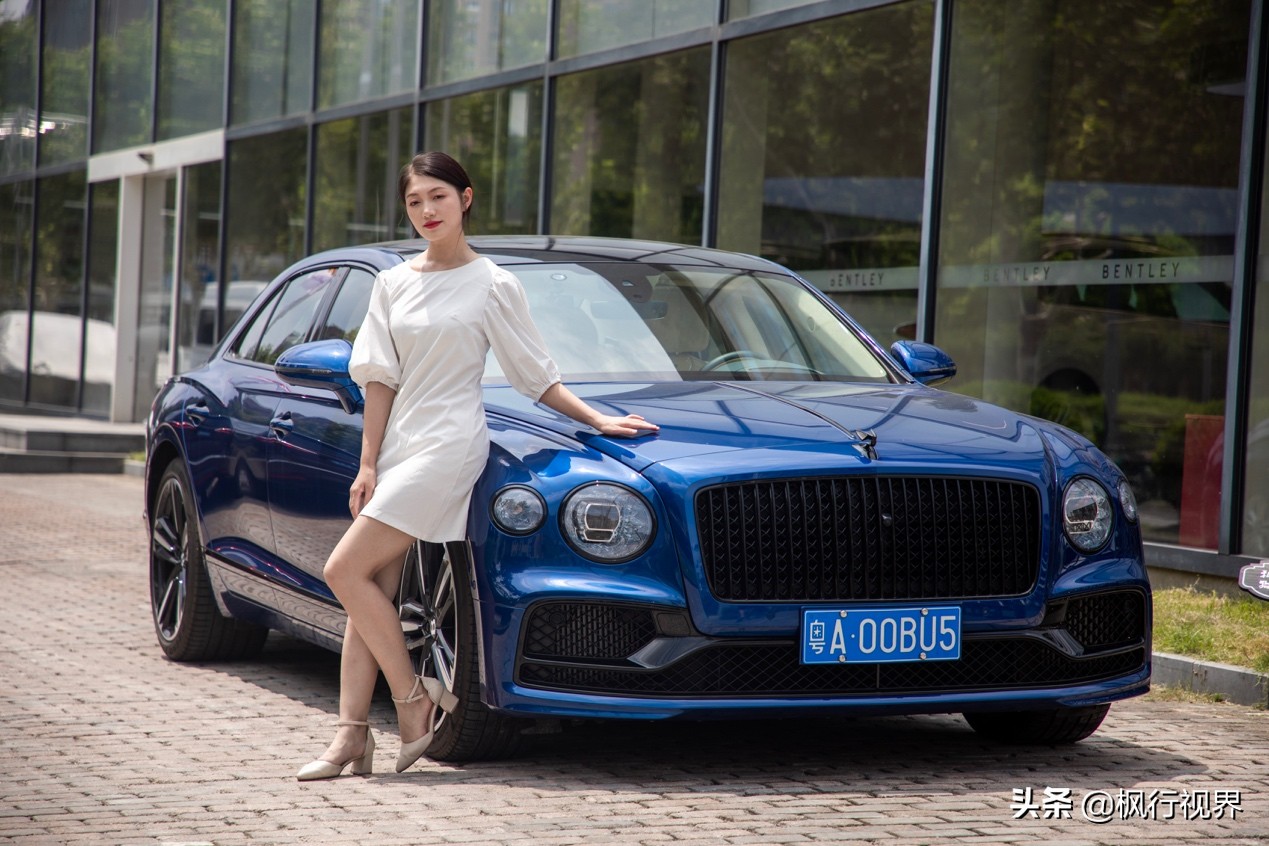 手工打造，感受造车艺术之美与机械之美，实拍6.0TW12版宾利飞驰