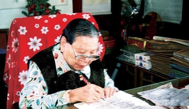 张文秋老人：两度与毛主席结亲家，两任丈夫均为烈士，享寿100岁