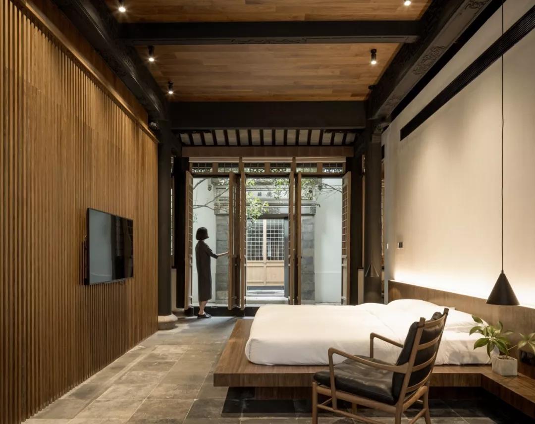 西湖边的传奇山庄，开业登顶“杭州最贵酒店”，旧址重生yyds