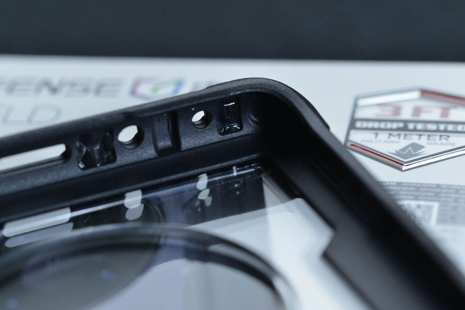 7000块的华为mate40pro,mate40pro蓝猩护甲防摔壳