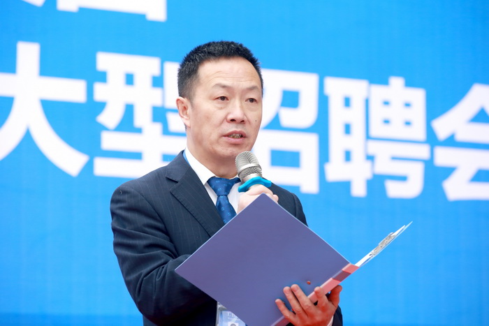 四川简阳德盛集团春季大型招聘会：广纳八方英才，助力企业发展