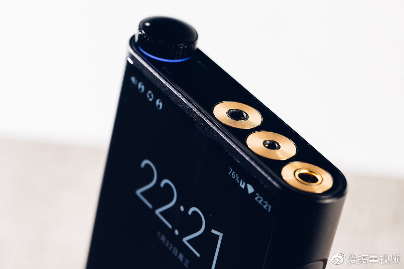 飞傲随身旗舰m15评测,飞傲m15性能及输出接口