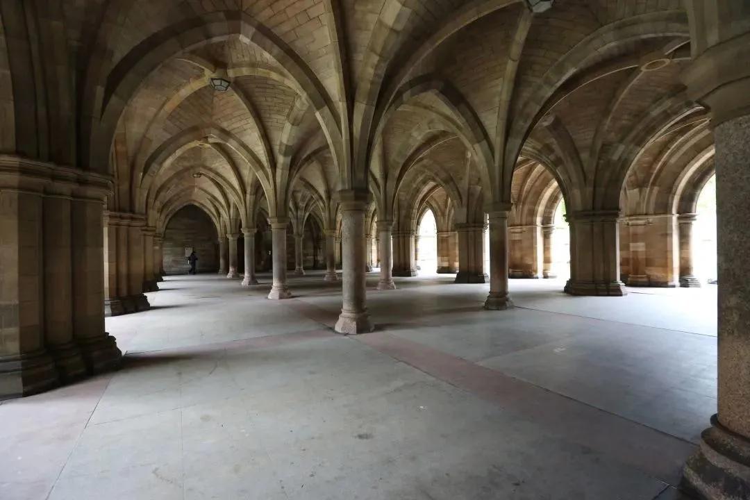 环球影城魔法学校霍格沃茨,霍格沃茨魔法学校环球影城鹰院