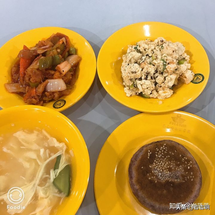 在东北吃饭是一种什么体验,跟东北人吃饭是什么体验