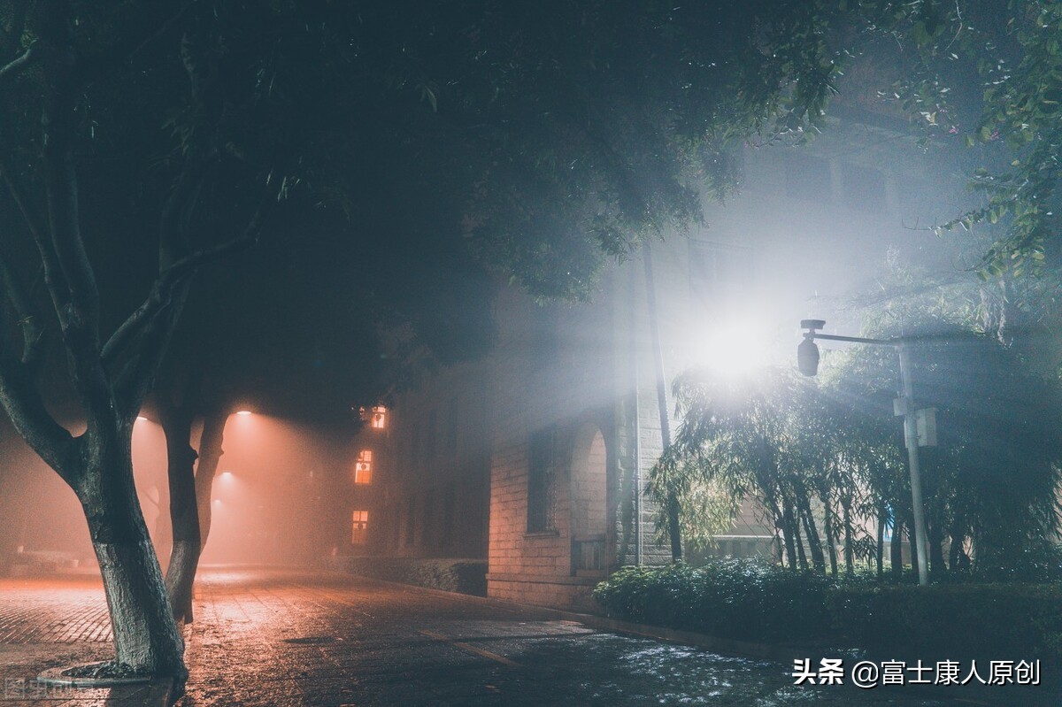 富士康湖南农村小子的奋斗史：从SMT操作员到经理、风云人物