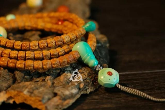 佛手小金刚三日红入手后如何盘玩,佛手小金刚天盘红