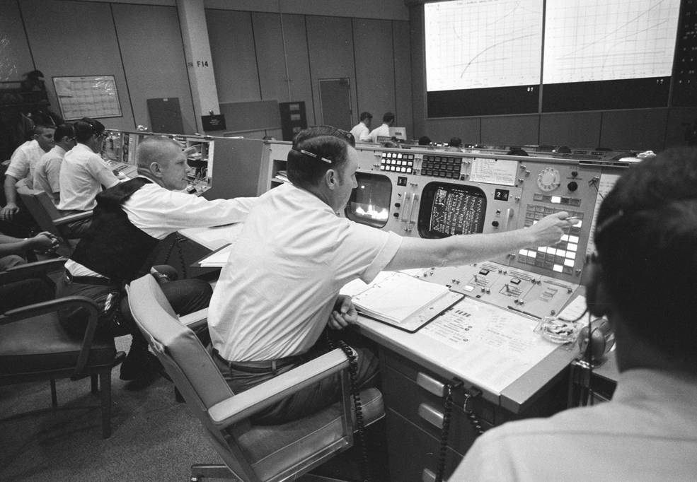 带你全部了解阿波罗登月过程,50年前阿波罗登月影像