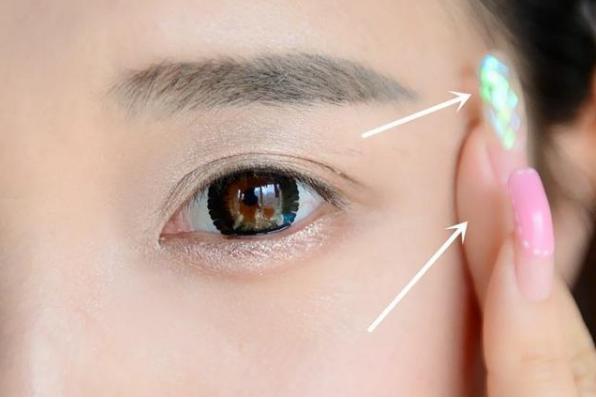 小棕瓶眼霜如何用得更彻底,小棕眼瓶眼霜