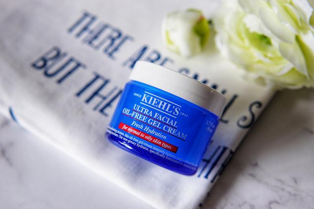 油皮夏季适合用什么面霜 (夏季好用不油的面霜推荐)