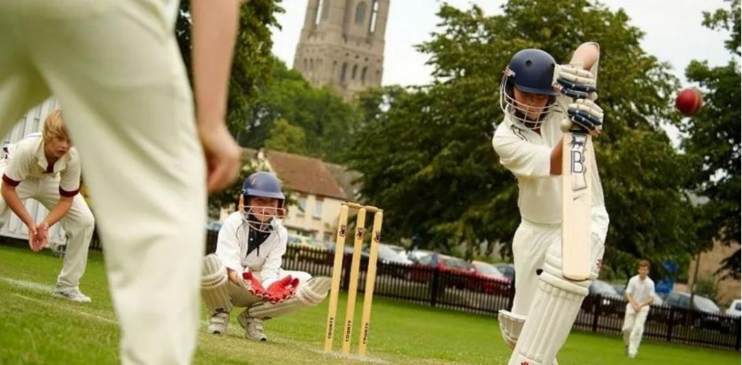 英国国王学院在哪个城市,英国最古老的学校