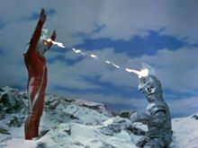 圆谷的亲儿子赛文奥特曼,圆谷亲儿子赛文被气得不行