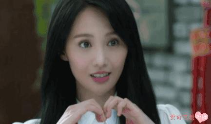 今秋流行的减龄穿搭,让你年轻不止10岁哦