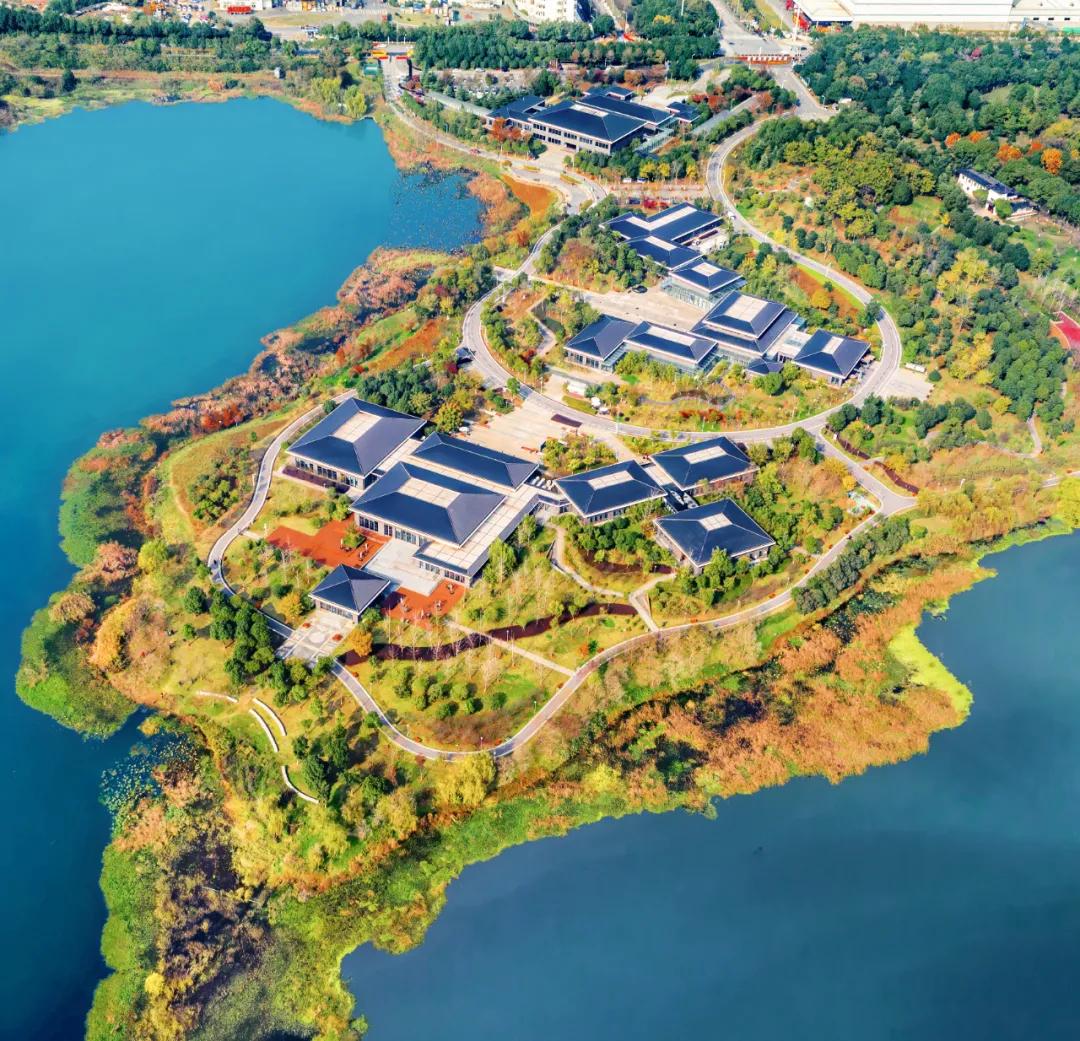 家书、红包、家乡菜……车谷职工留汉过个暖心年