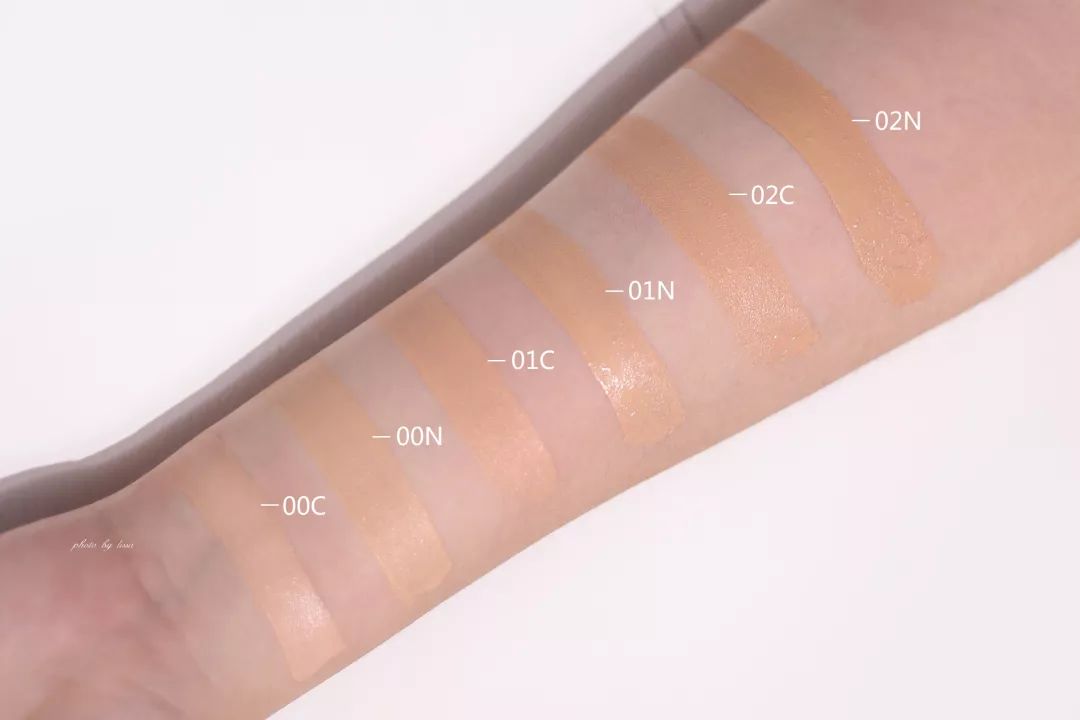 秋冬粉底推荐平价测评,秋冬混干皮粉底推荐平价