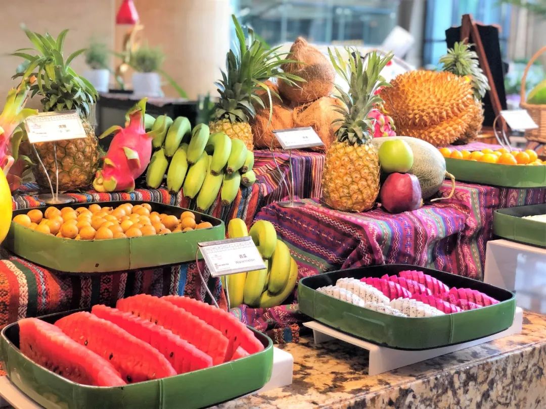 成都保利皇冠假日酒店是几星级,成都保利公园皇冠假日酒店好耍不