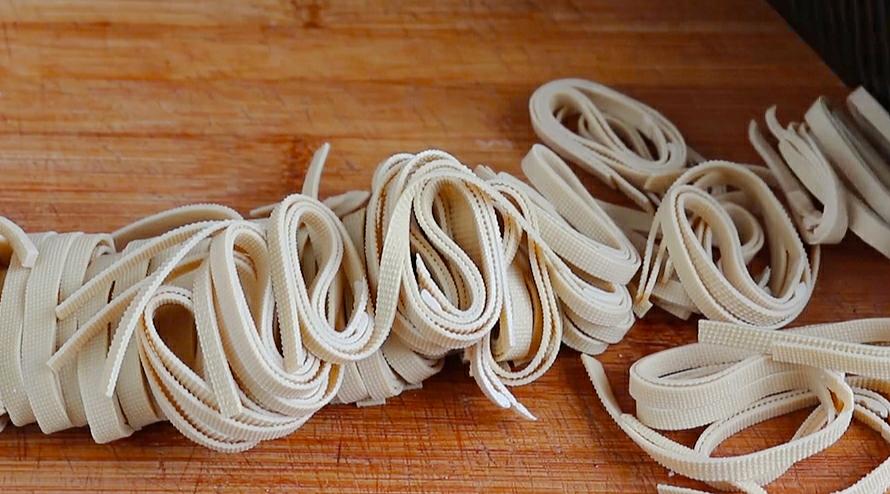 草鱼怎么炖才好吃又简单视频,草鱼怎么炖最好吃最简单