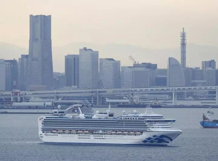 撤侨飞机的真实感受,中国飞机撤侨完整视频