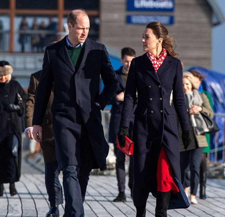 凯特紫色裙子视频,凯特刺绣裙图片