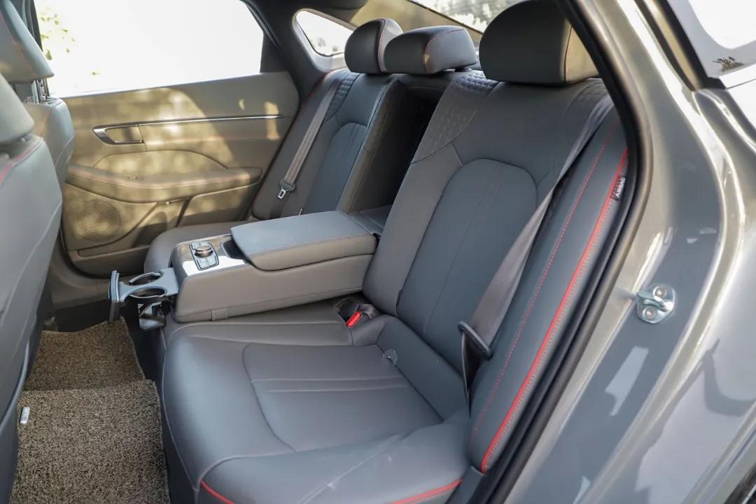 全新索纳塔加速成绩,2019款索纳塔九代2.0lgls试驾