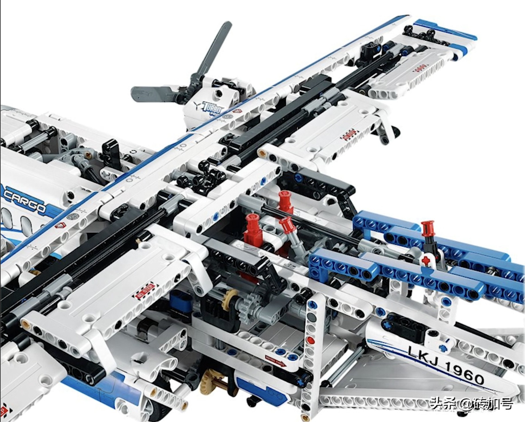 乐高双鹰61054测评,乐高42113鱼鹰运输机