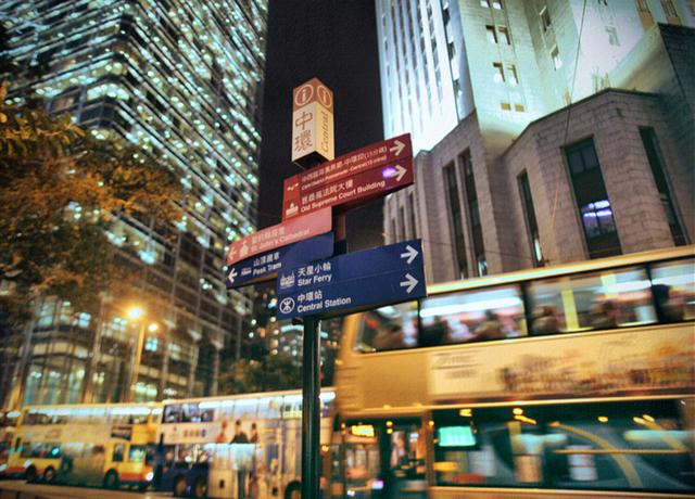 男朋友在外面唯唯诺诺不敢说话,男生对初恋唯唯诺诺