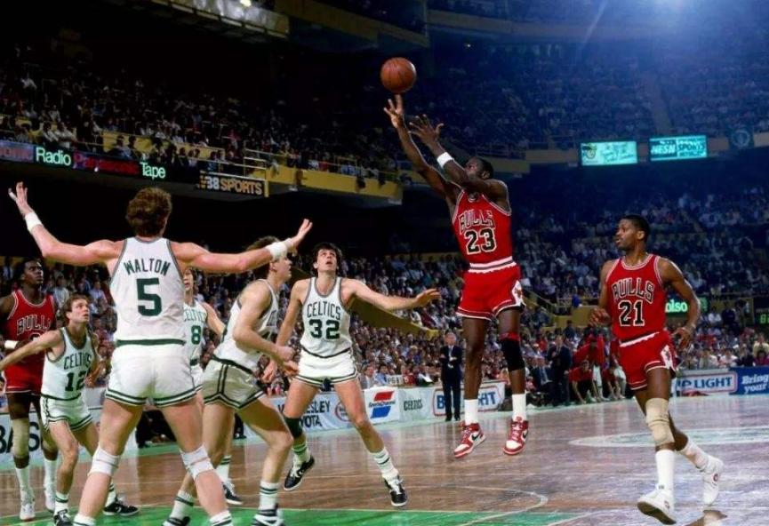 乔丹被誉为什么,乔丹被称为神的原因