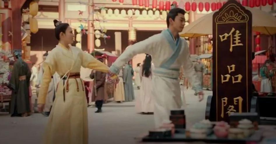 唯品会利润断崖式下跌,唯品会股价为什么大跌