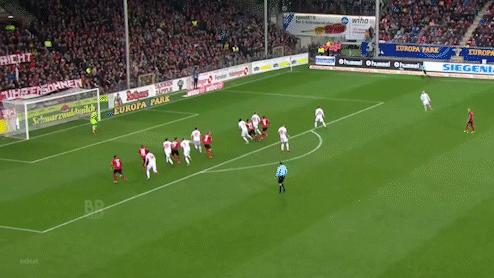 新晋德国国脚中卫科赫，弗莱堡后防线上的罗宾侠