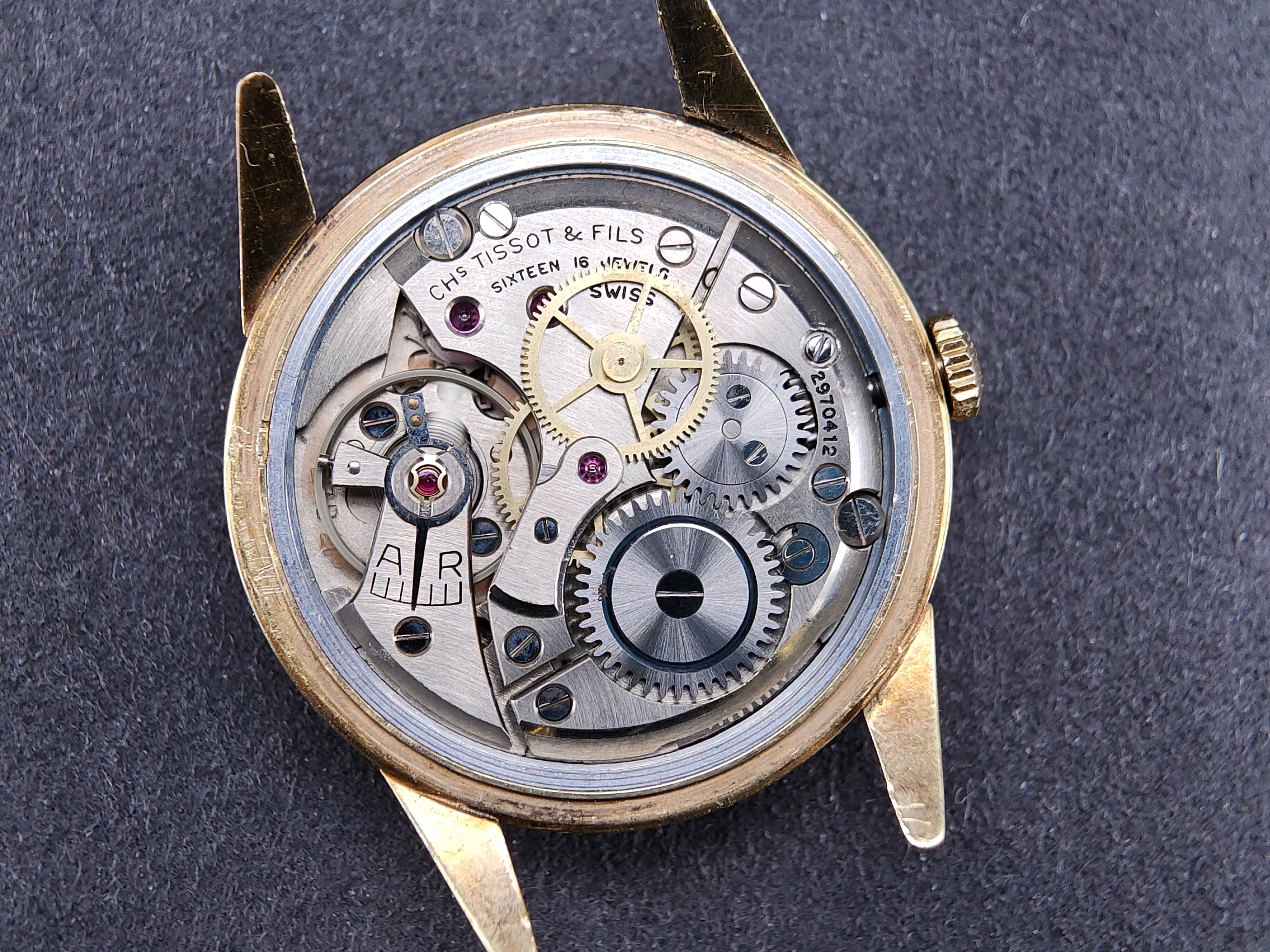 天梭哪款适合27岁男士,天梭哪个系列比较经典