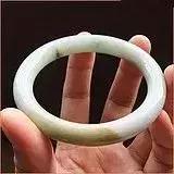 差的玉镯戴久了会变成好玉么,戴了十几年的玉镯子打碎了