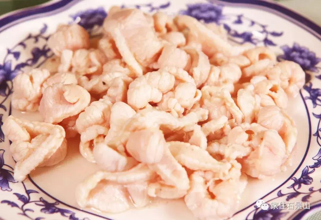 老字号“插旗”石景山！不到20元能吃饱？！还抬手就送60瓶啤酒！